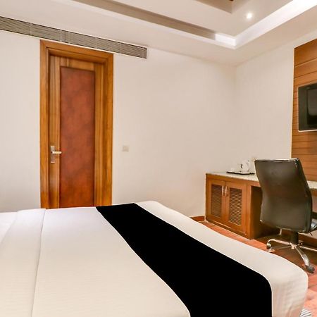 Townhouse 939 Hotel Gagan Inn Near Satyam Inox Patel Nagar ニューデリー エクステリア 写真