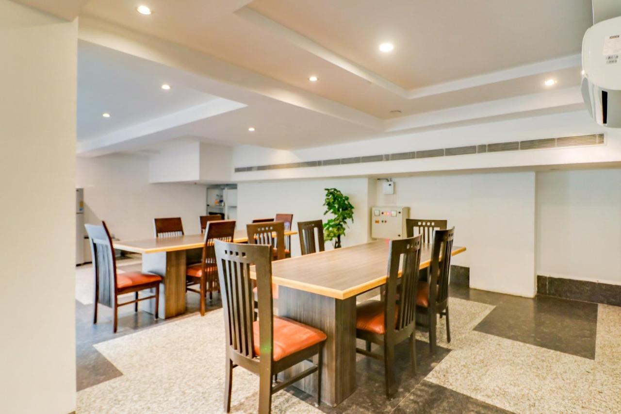 Townhouse 939 Hotel Gagan Inn Near Satyam Inox Patel Nagar ニューデリー エクステリア 写真