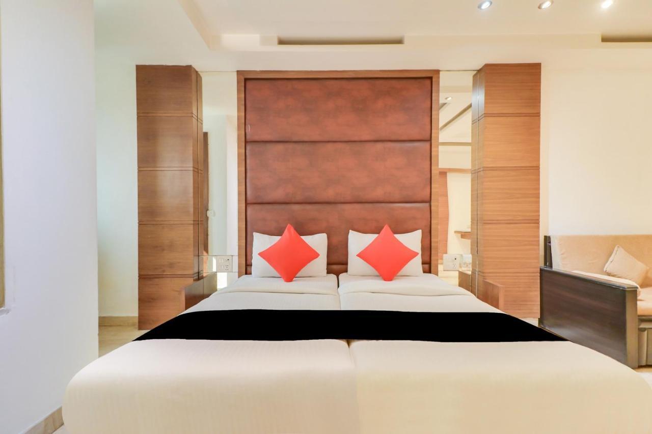 Townhouse 939 Hotel Gagan Inn Near Satyam Inox Patel Nagar ニューデリー エクステリア 写真