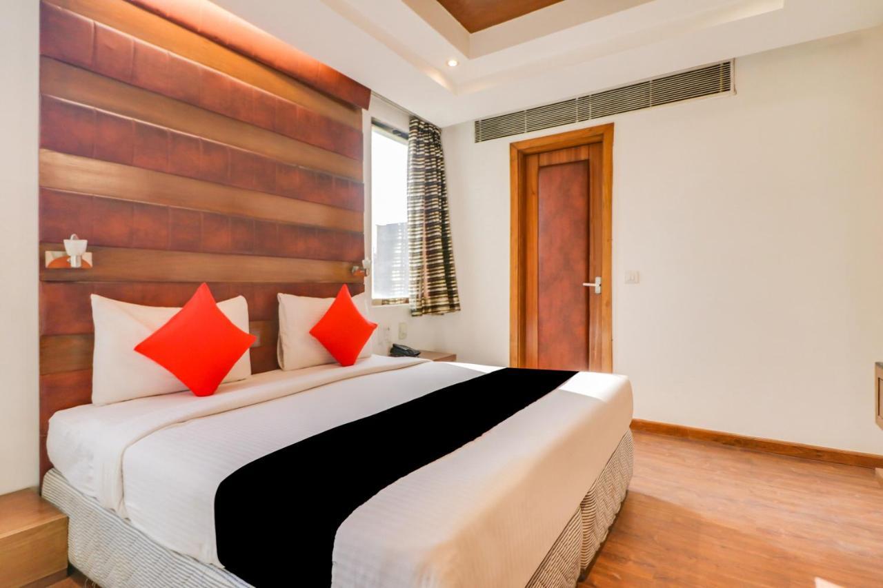 Townhouse 939 Hotel Gagan Inn Near Satyam Inox Patel Nagar ニューデリー エクステリア 写真
