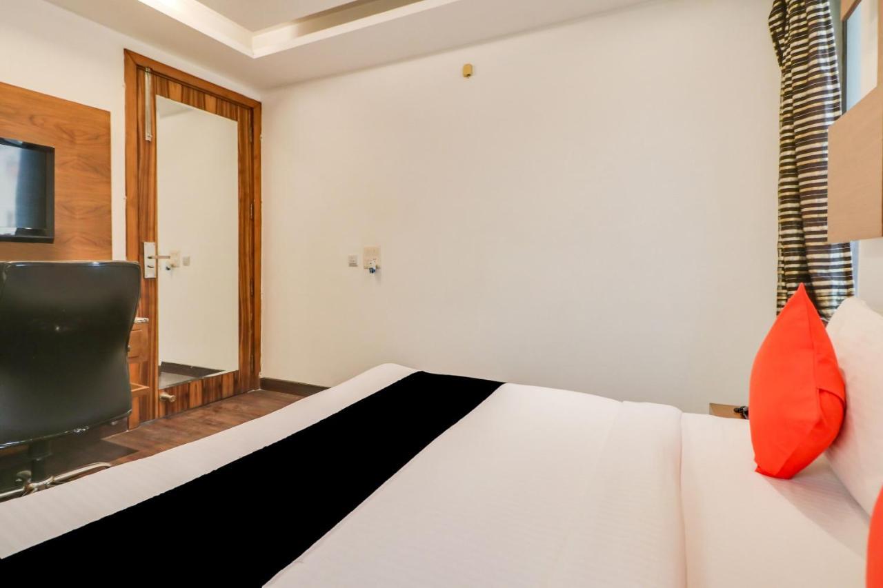Townhouse 939 Hotel Gagan Inn Near Satyam Inox Patel Nagar ニューデリー エクステリア 写真