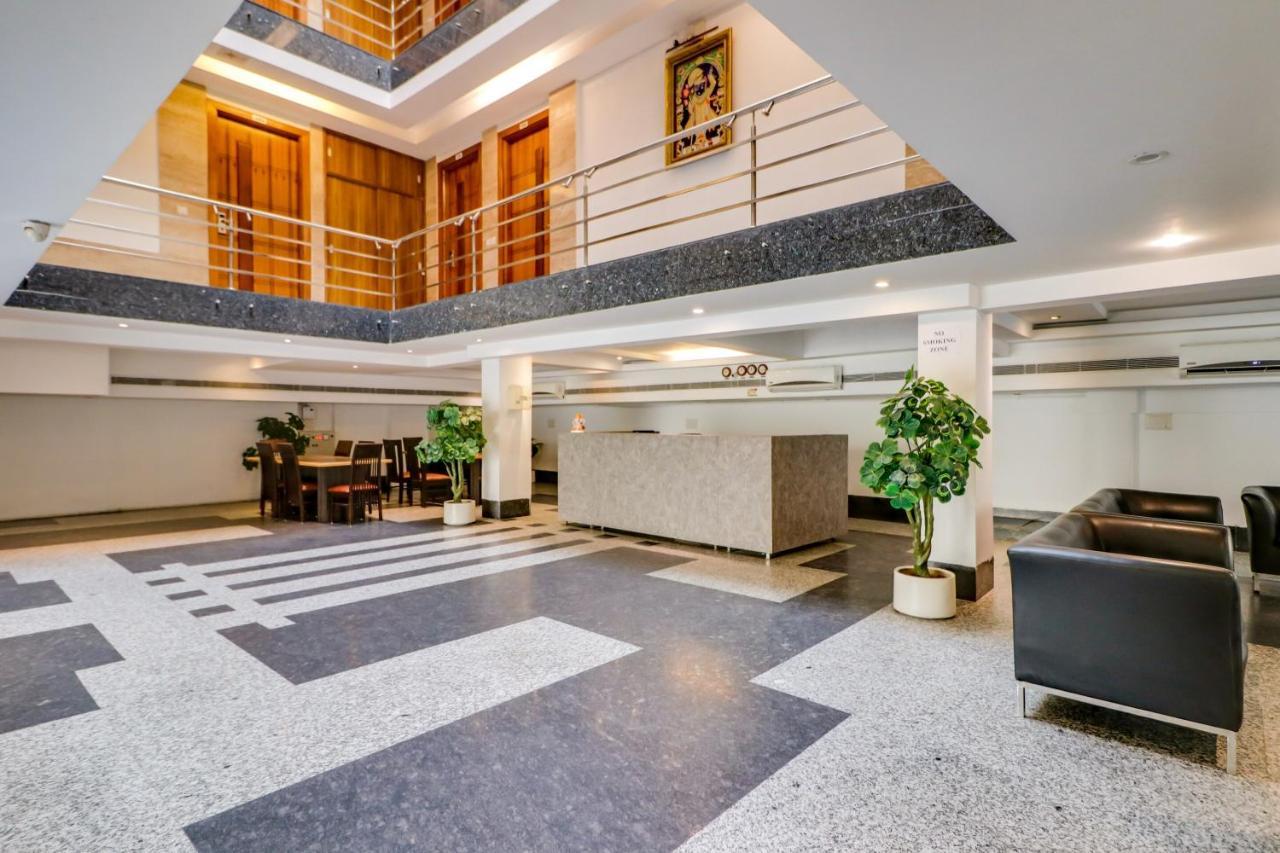 Townhouse 939 Hotel Gagan Inn Near Satyam Inox Patel Nagar ニューデリー エクステリア 写真
