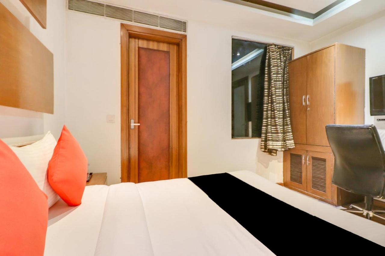Townhouse 939 Hotel Gagan Inn Near Satyam Inox Patel Nagar ニューデリー エクステリア 写真
