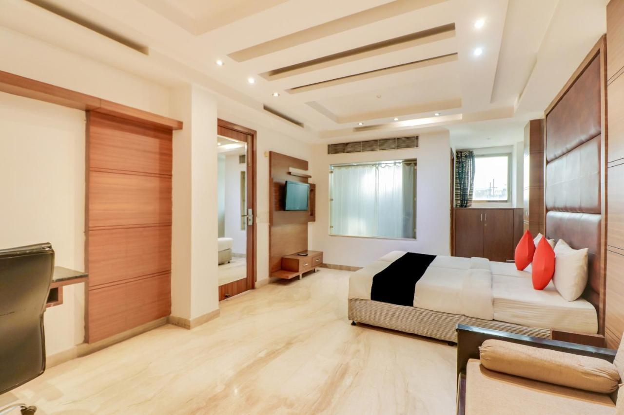 Townhouse 939 Hotel Gagan Inn Near Satyam Inox Patel Nagar ニューデリー エクステリア 写真